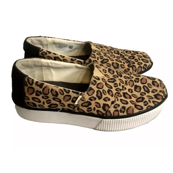 Toms Platform Slip On Sneakers Black/ Brown Cheetah Leopard Print women 8.5 - Picture 1 of 11